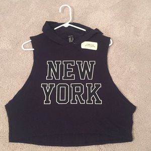 Forever 21 New York cropped sleeveless hoodie